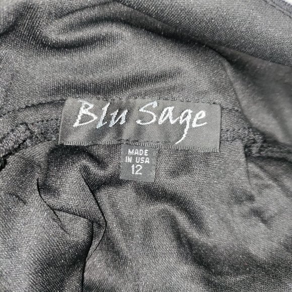 Blu Sage - Sexy Little Retro Dress - Picture 3 of 3